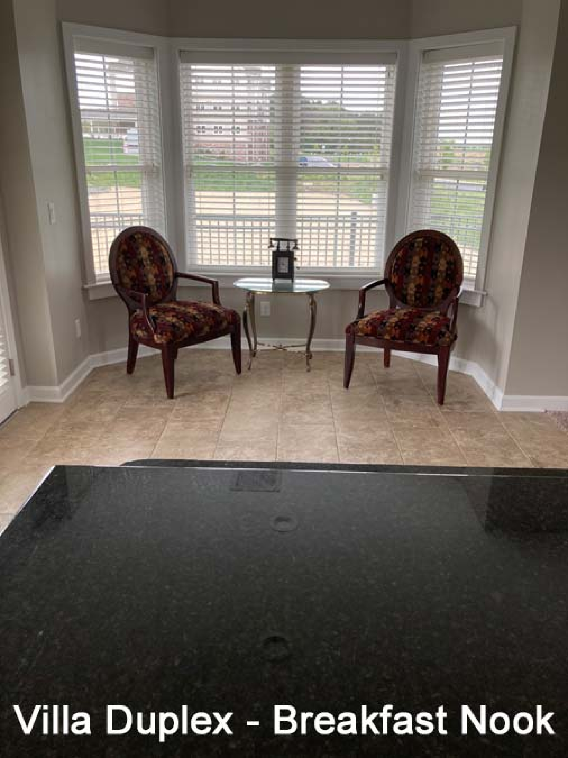 Gallery_Villa40_Breakfast-Nook.jpg Gallery_Villa40_Breakfast-Nook.jpg