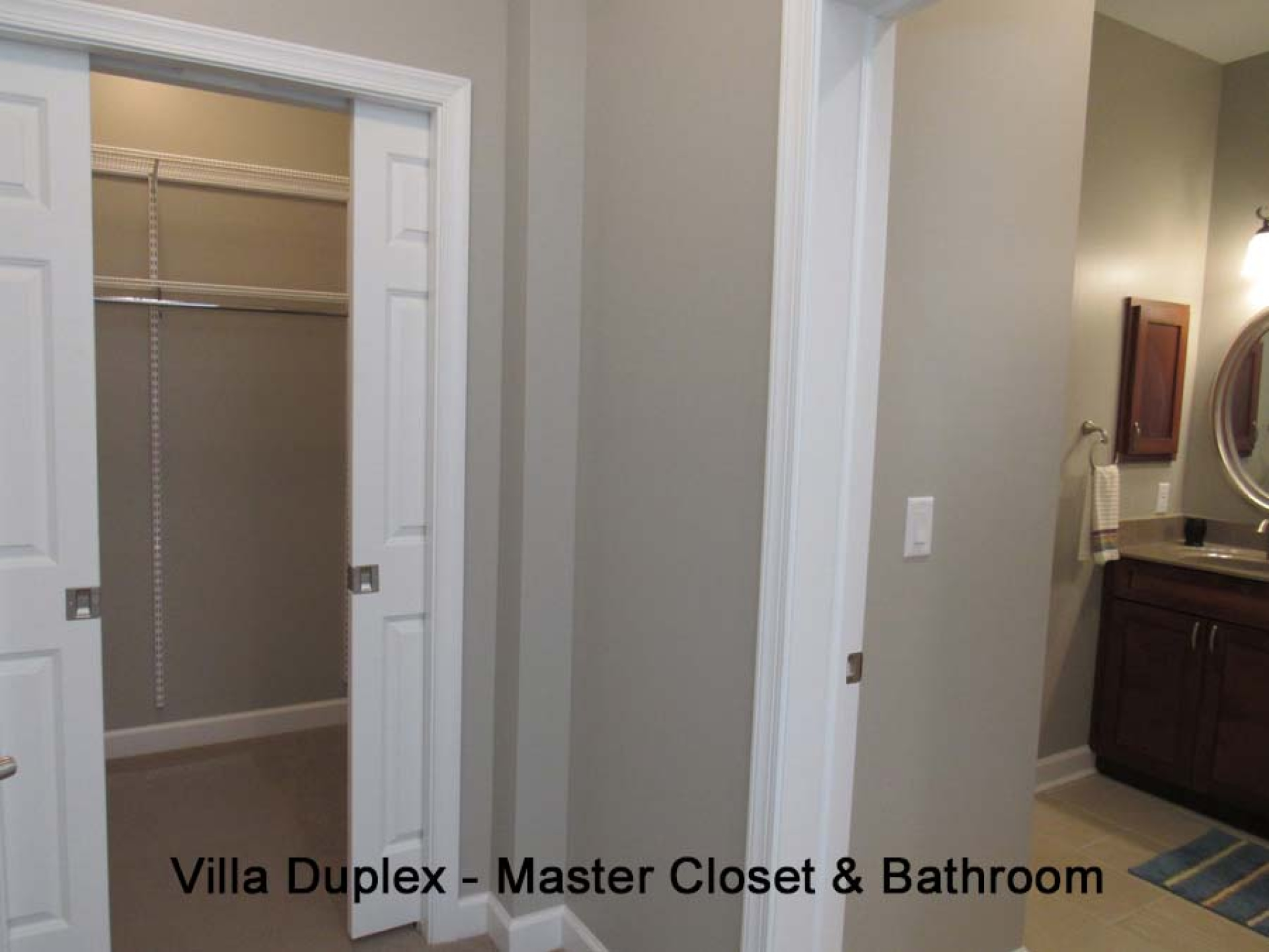 Villa-Duplex_39_Master-Bedroom-Closet-0001.jpg Villa-Duplex_39_Master-Bedroom-Closet-0001.jpg